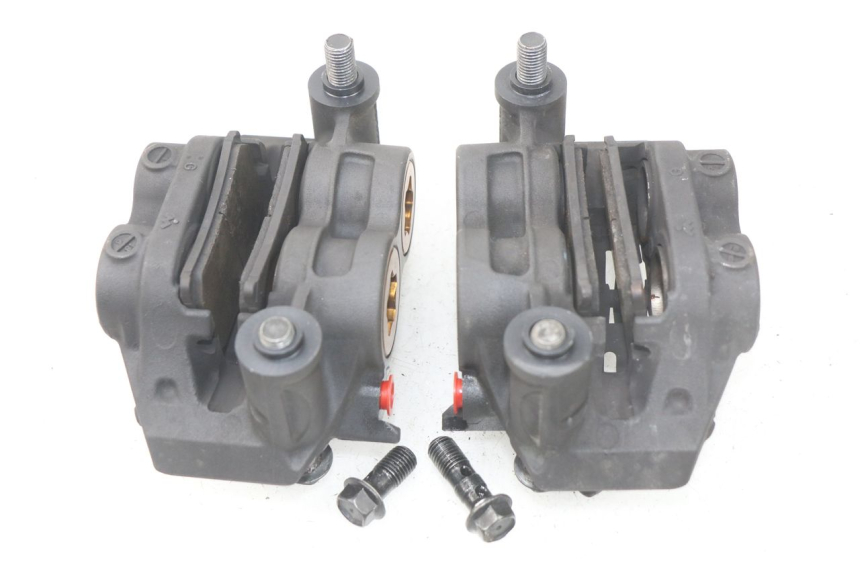 photo de BREMSZANGE VORNE YAMAHA YP T-MAX TMAX 530 (2017 - 2020)