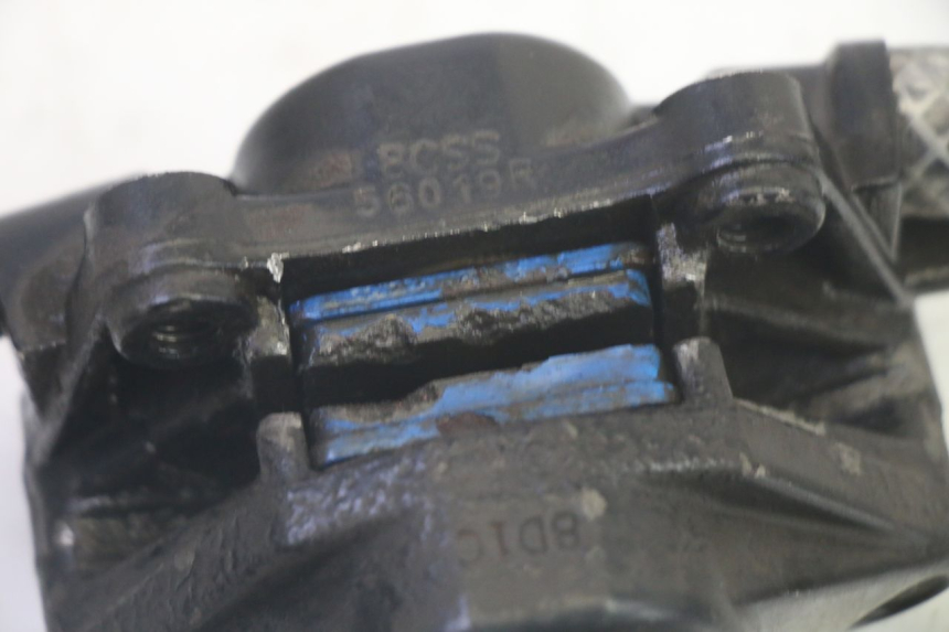 photo de VORDERER BREMSSATTEL PIAGGIO ZIP 4T 50 (2018 - 2020) - Details der Befestigungspunkte