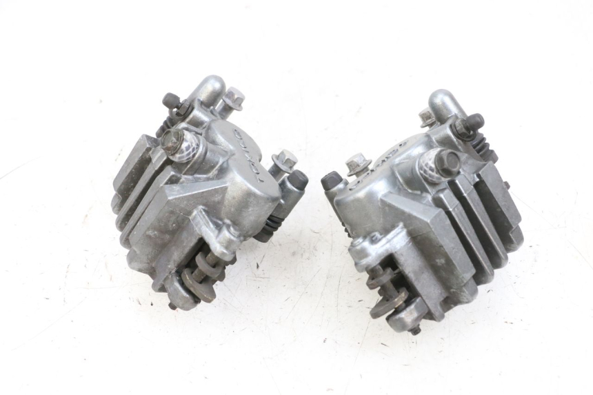 photo de BREMSZANGE VORNE KAWASAKI ZR 7 750 (1999 - 2001) - Details der Befestigungspunkte