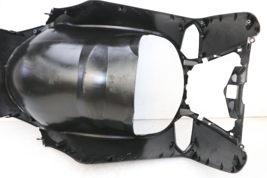 photo de FRONTVERKLEIDUNG  KYMCO AGILITY CITY 4T 50 (2008 - 2016) - Technische Nahaufnahme