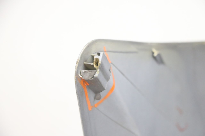 photo de FRONTVERKLEIDUNG  SYM GTS EVO 125 (2009 - 2013) - Charakteristische Merkmale