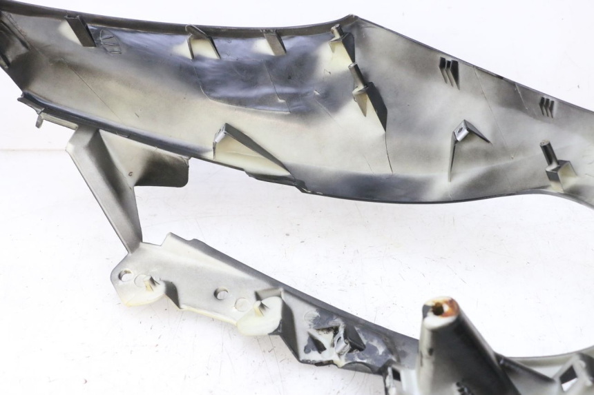 photo de FRONTVERKLEIDUNG  JM MOTORS GTS 125 (2015 - 2019) - Zoom auf Gebrauchszustand