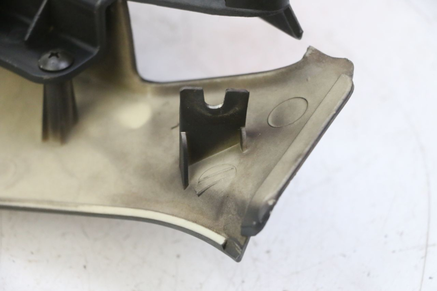 photo de FRONTVERKLEIDUNG UNTER QUADRO 4 4D 350 (2015 - 2018)