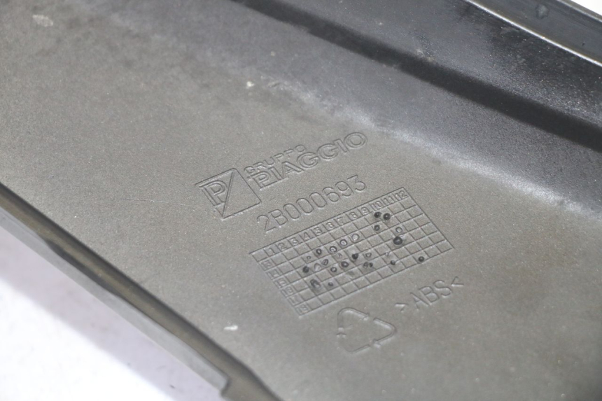photo de FRONTVERKLEIDUNG UNTER PIAGGIO MP3 HPE 350 (2018 - 2020) - Geprüftes Gebrauchtteil