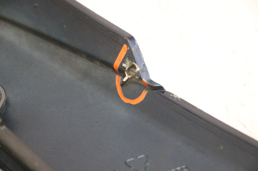 photo de FRONTVERKLEIDUNG UNTER PIAGGIO MP3 LT 300 (2010 - 2016)