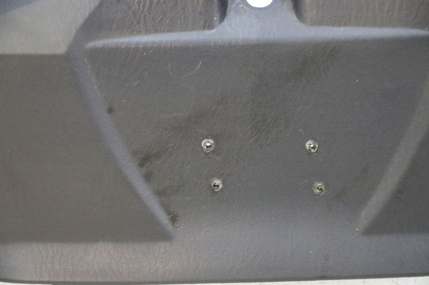 photo de INNERE FRONTVERKLEIDUNG SUZUKI BURGMAN EXECUTIVE ABS 650 (2006 - 2012) - Details der Befestigungspunkte