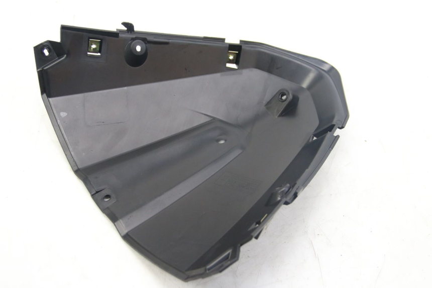 photo de INNENVERKLEIDUNG DER FRONT SYM JET 4 4T 50 (2018 - 2021)