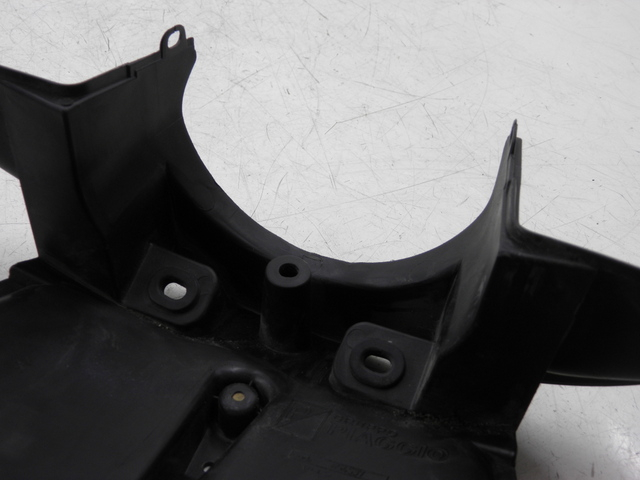 photo de INNENVERKLEIDUNG DER FRONT PIAGGIO X7 125 (2007 - 2013)