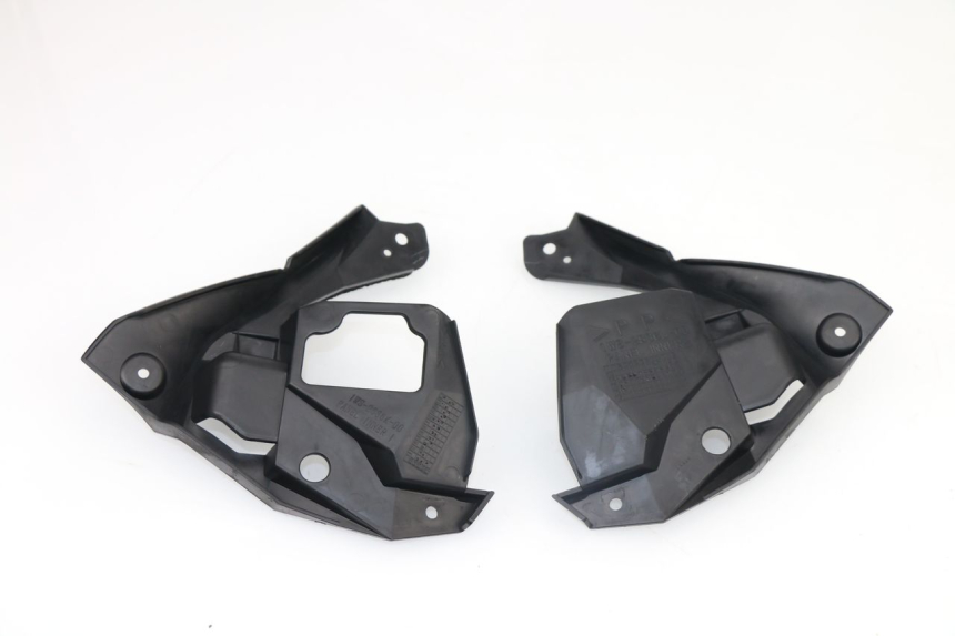 photo de INNERE FRONTVERKLEIDUNG YAMAHA MT-07 MT07 ABS 700 (2014 - 2017)