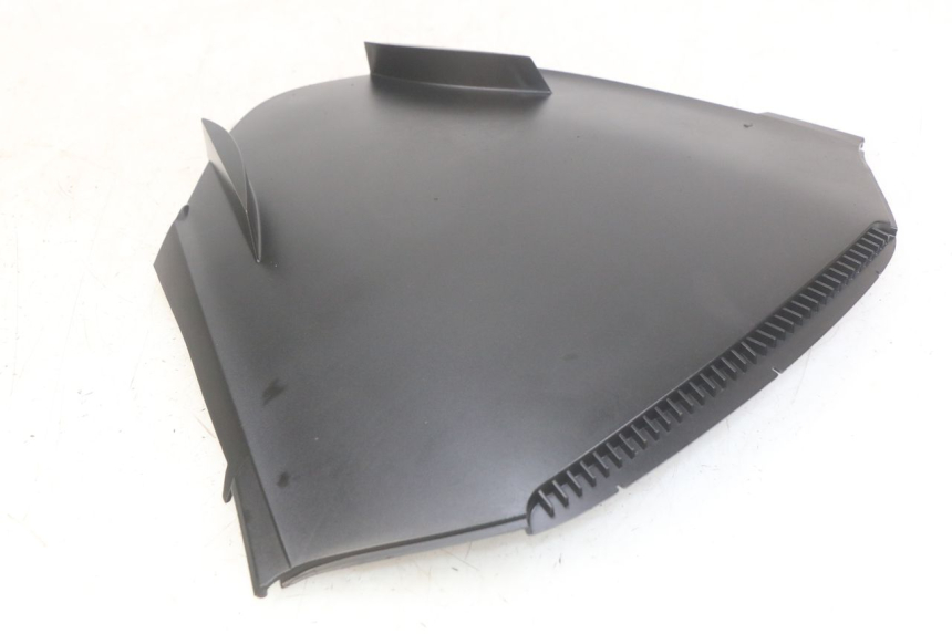 photo de INNENVERKLEIDUNG DER FRONT YAMAHA YP MAJESTY 400 (2004 - 2008)