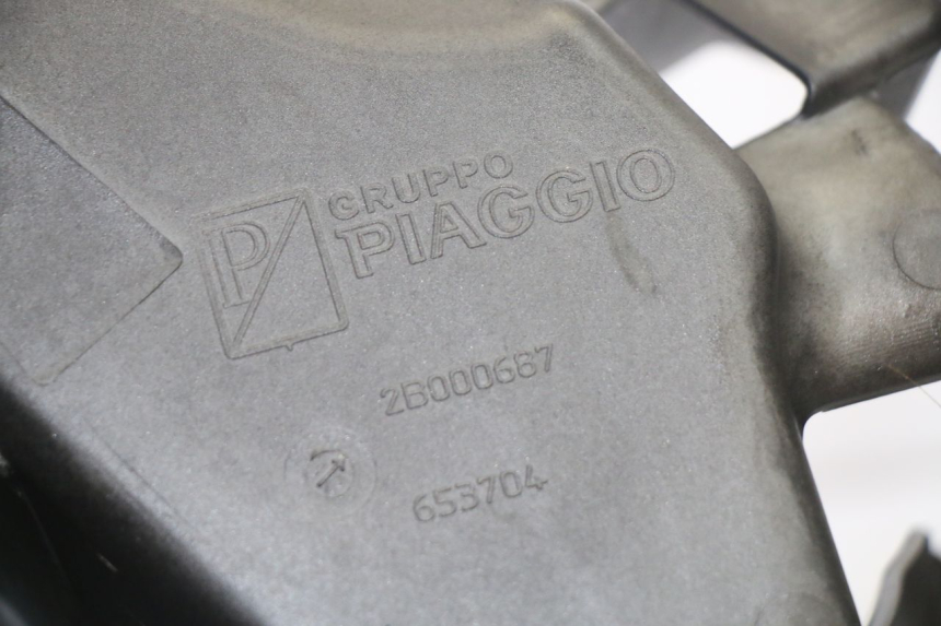 photo de FRONTVERKLEIDUNG  PIAGGIO MP3 HPE 350 (2018 - 2020) - Weitere Ansicht des Artikels