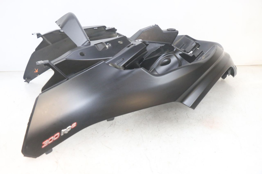 photo de FRONTVERKLEIDUNG  PIAGGIO MP3 HPE 300 (2019 - 2026) - Hauptansicht