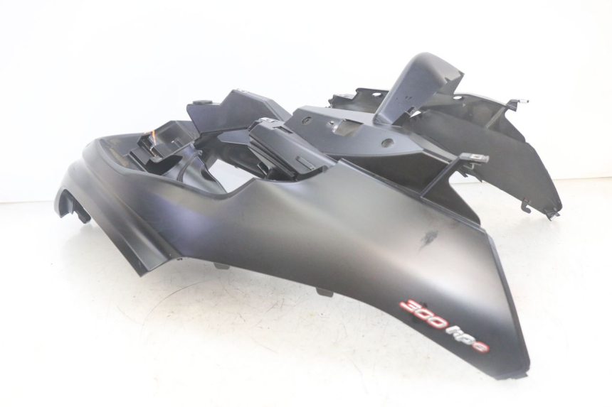 photo de FRONTVERKLEIDUNG  PIAGGIO MP3 HPE 300 (2019 - 2026) - Technische Nahaufnahme
