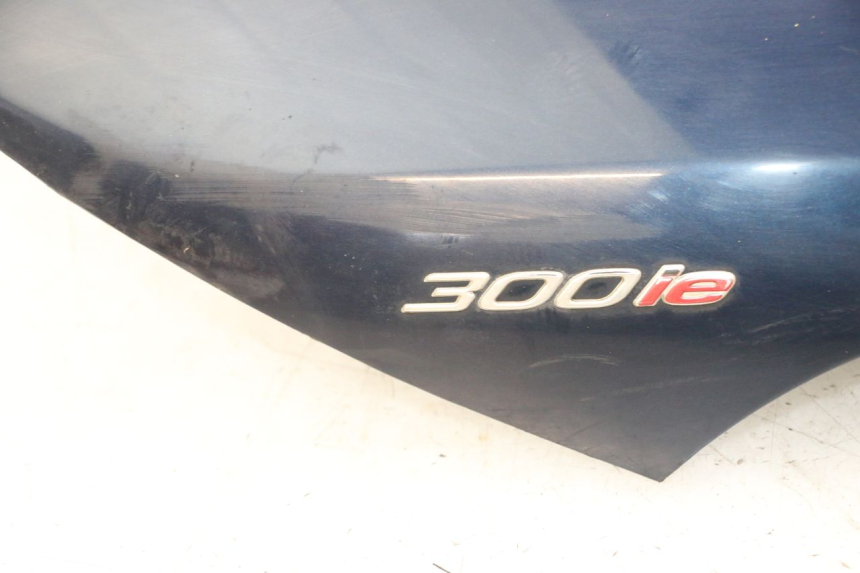 photo de FRONTVERKLEIDUNG  PIAGGIO MP3 LT 300 (2010 - 2016)
