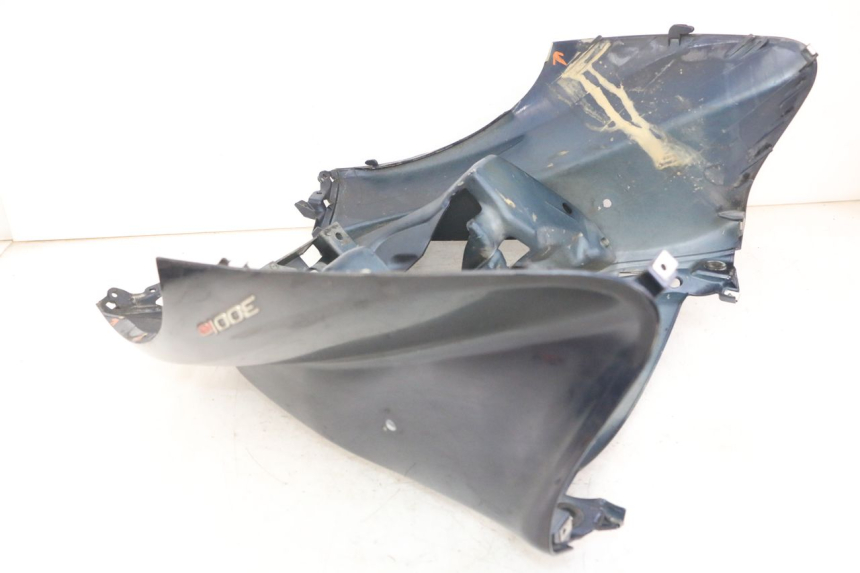 photo de FRONTVERKLEIDUNG  PIAGGIO MP3 LT 300 (2010 - 2016)