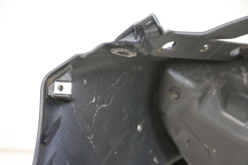 photo de FRONTVERKLEIDUNG  PIAGGIO MP3 RL 250 (2007 - 2010) - Detaillierte Sichtprüfung