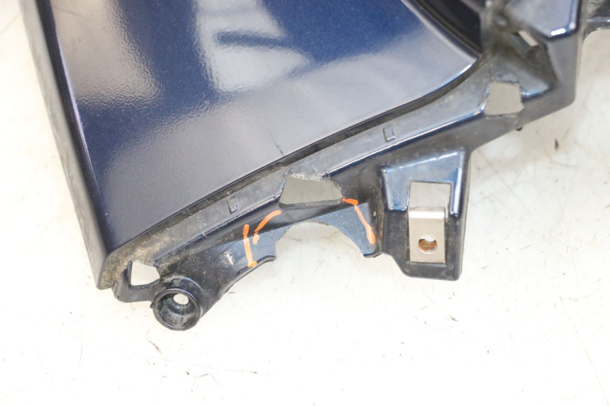 photo de FRONTVERKLEIDUNG  PIAGGIO MP3 RL 250 (2007 - 2010) - Zoom auf Gebrauchszustand