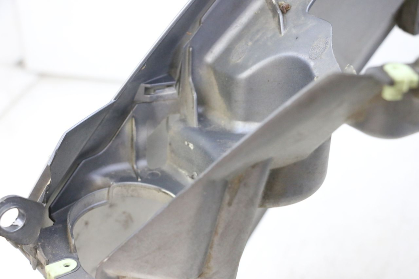 photo de FRONTVERKLEIDUNG  PEUGEOT SATELIS 250 (2006 - 2012)