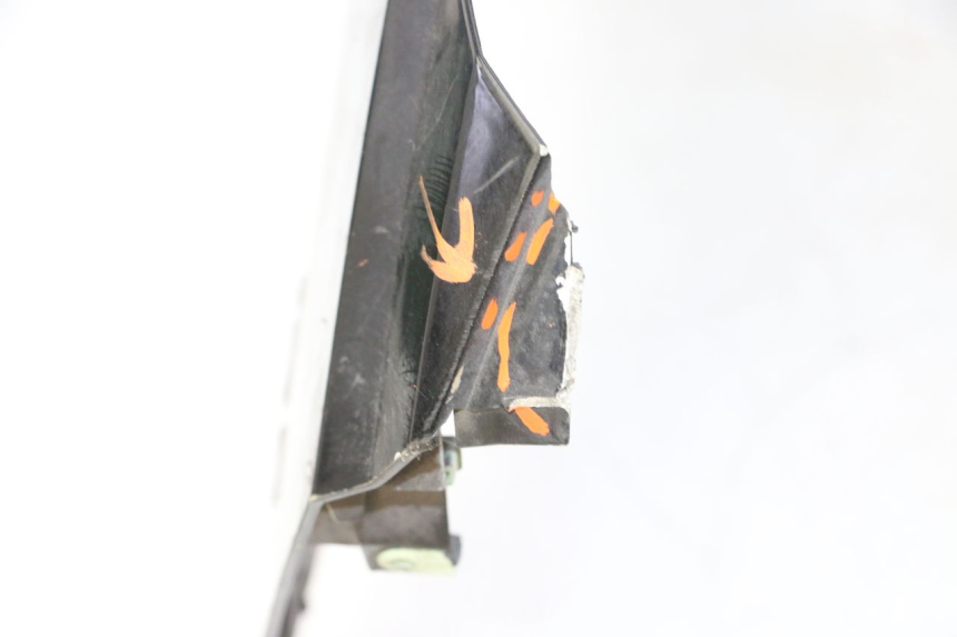 photo de FRONTVERKLEIDUNG  PEUGEOT SATELIS 125 (2006 - 2009)