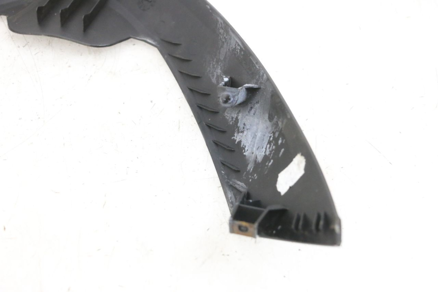 photo de FRONTVERKLEIDUNG OBEN SUZUKI BURGMAN 125 (2007 - 2014) - Alternative Perspektive