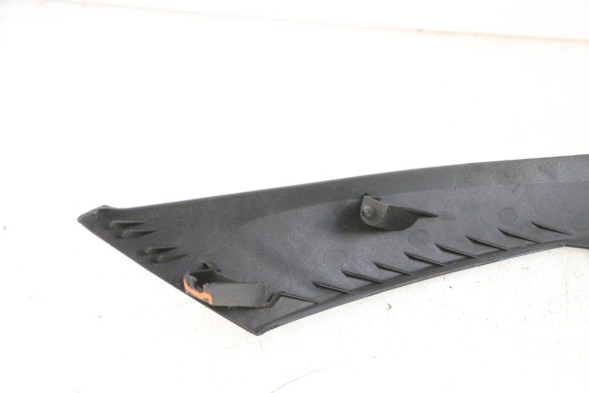 photo de FRONTVERKLEIDUNG OBEN SUZUKI BURGMAN 125 (2007 - 2014) - Gesamtansicht des Produkts