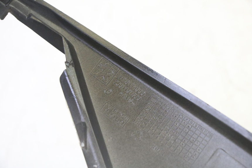 photo de FRONTVERKLEIDUNG OBEN PEUGEOT CITYSTAR 50 (2013 - 2017)