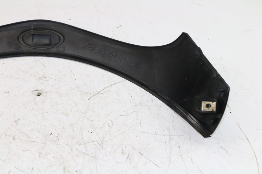 photo de FRONTVERKLEIDUNG OBEN KYMCO GRAND DINK 125 (2002 - 2007)