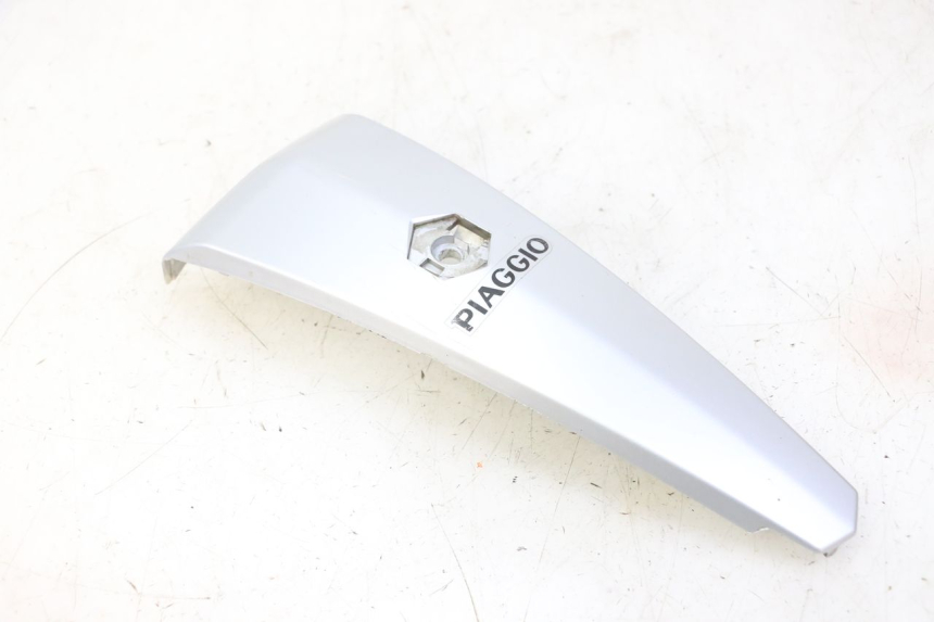 photo de FRONTVERKLEIDUNG OBEN PIAGGIO LIBERTY 125 (1998 - 2008)