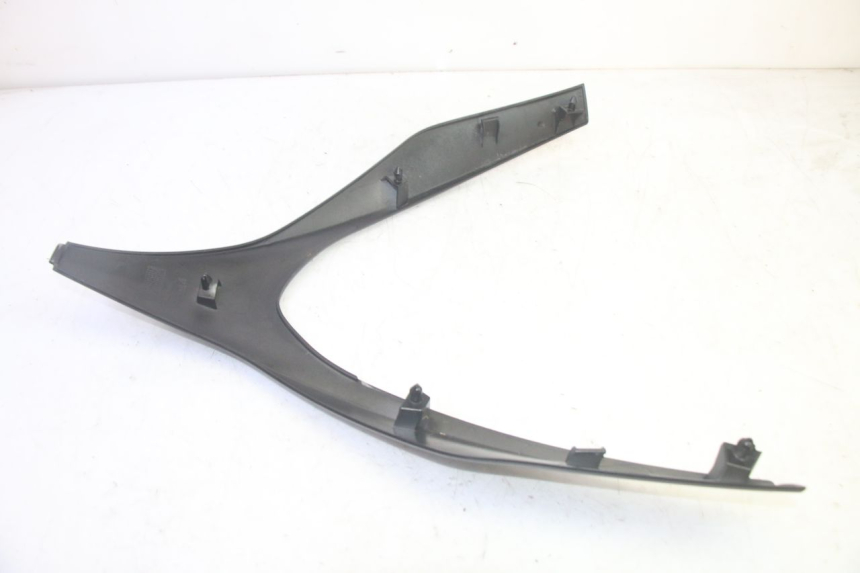 photo de FRONTVERKLEIDUNG OBEN PIAGGIO MP3 HPE 350 (2018 - 2020) - Technische Nahaufnahme