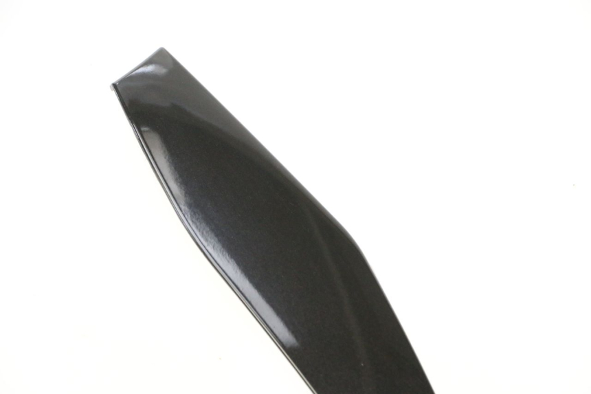 photo de FRONTVERKLEIDUNG OBEN PIAGGIO MP3 LT 300 (2010 - 2016) - Charakteristische Merkmale