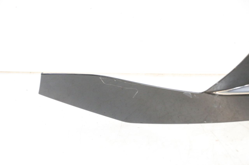 photo de FRONTVERKLEIDUNG OBEN PIAGGIO MP3 LT 300 (2010 - 2016) - Kennzeichnungen und Originalreferenzen