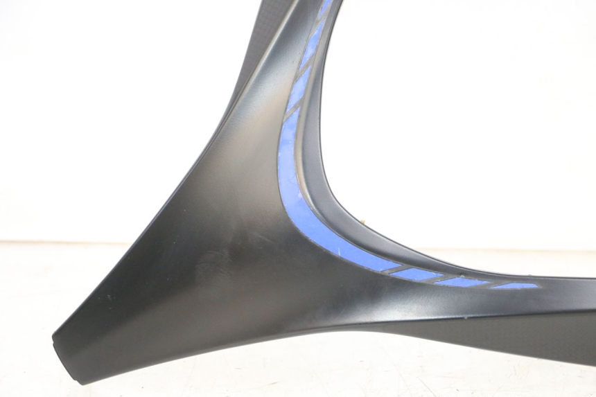 photo de FRONTVERKLEIDUNG OBEN PIAGGIO MP3 500 (2016 - 2018) - Zoom auf Komponenten