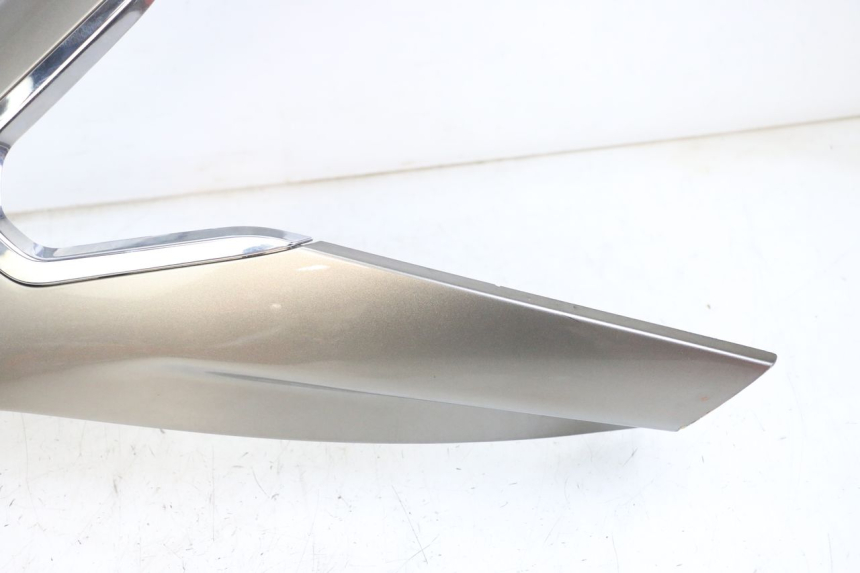 photo de FRONTVERKLEIDUNG OBEN PEUGEOT SATELIS 125 (2013 - 2018)