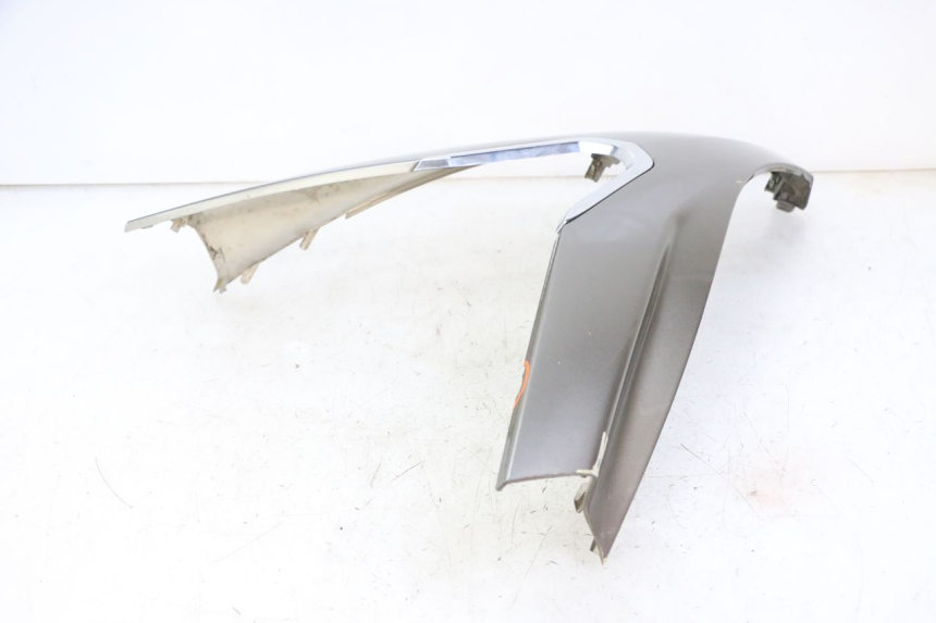 photo de FRONTVERKLEIDUNG OBEN PEUGEOT SATELIS 125 (2013 - 2018)