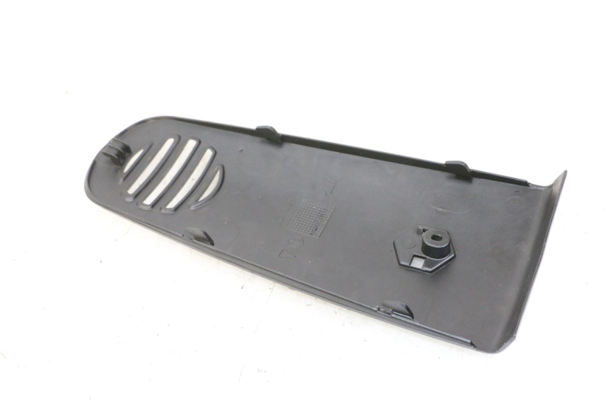 photo de FRONTVERKLEIDUNG OBEN PIAGGIO VESPA GRANTURISMO 200 (2004 - 2005)