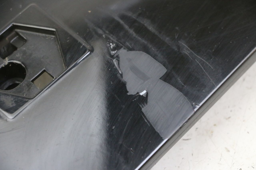 photo de FRONTVERKLEIDUNG OBEN PIAGGIO VESPA GRANTURISMO 200 (2004 - 2005)