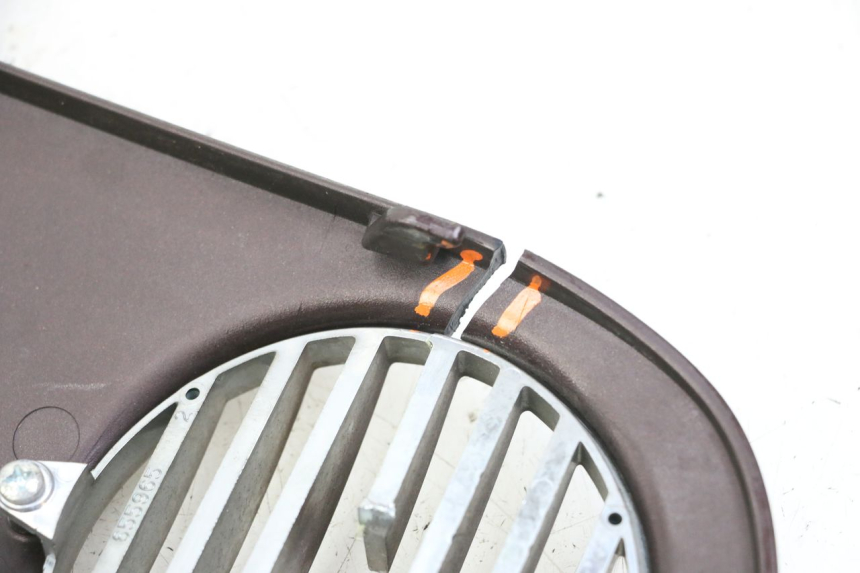 photo de FRONTVERKLEIDUNG OBEN PIAGGIO VESPA LX IE 125 (2010 - 2012)