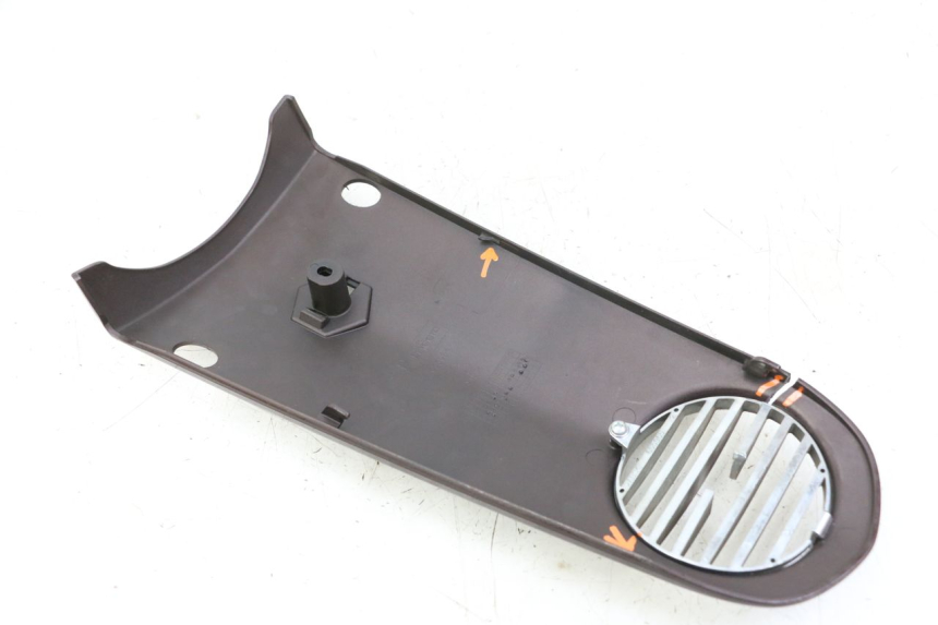 photo de FRONTVERKLEIDUNG OBEN PIAGGIO VESPA LX IE 125 (2010 - 2012)