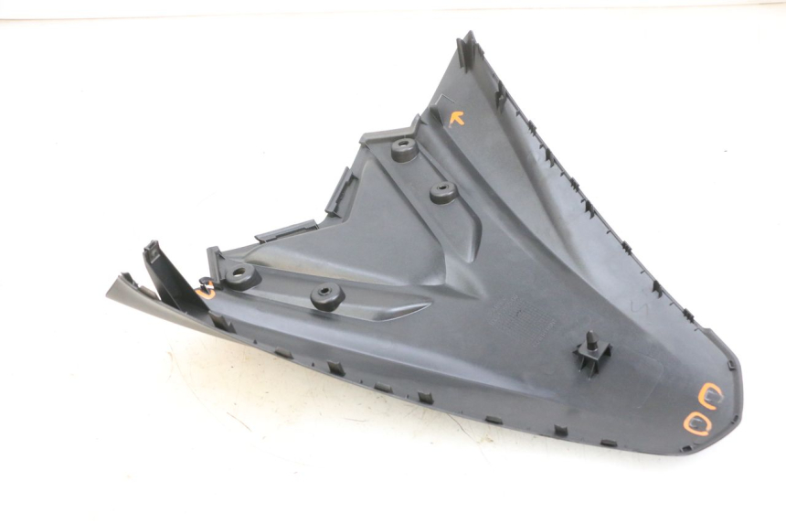 photo de FRONTVERKLEIDUNG OBEN YAMAHA TRICITY 300 (2020 - 2024) - Zoom auf Gebrauchszustand