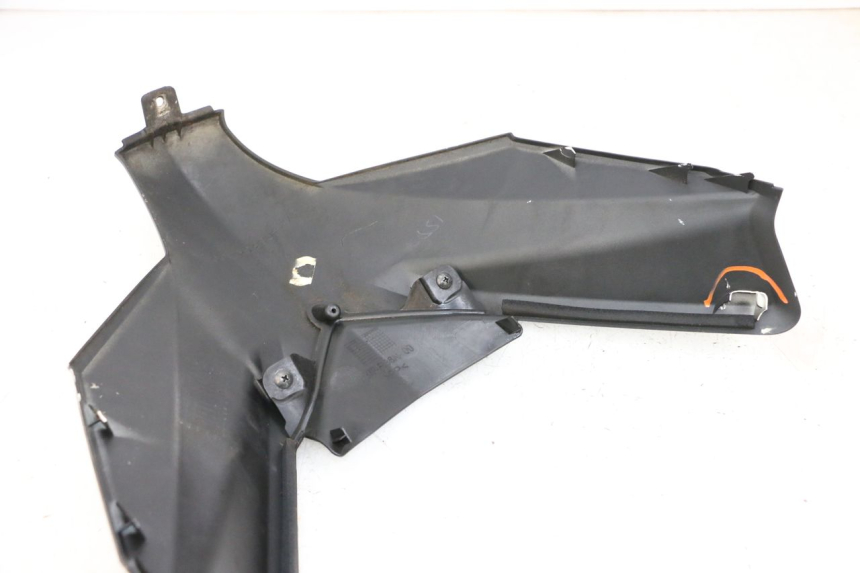 photo de OBERES VORDERTEIL YAMAHA X-MAX XMAX 125 (2010 - 2013) - Zoom auf Gebrauchszustand