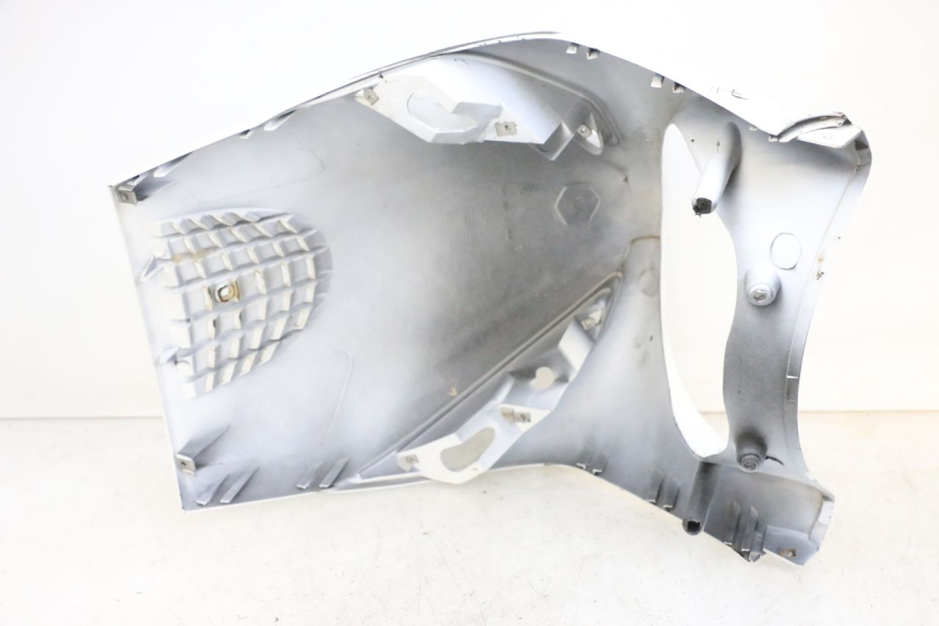 photo de VORDERSEITE PIAGGIO ZIP 4T 50 (2018 - 2020) - Details der Befestigungspunkte