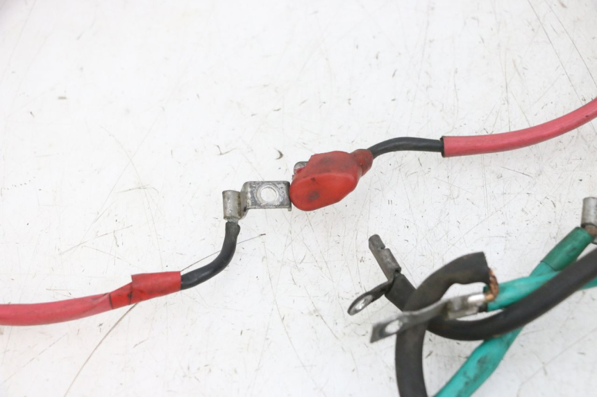 photo de BATTERIE KABELBAUM KYMCO LIKE 125 (2009 - 2016) - Technische Nahaufnahme