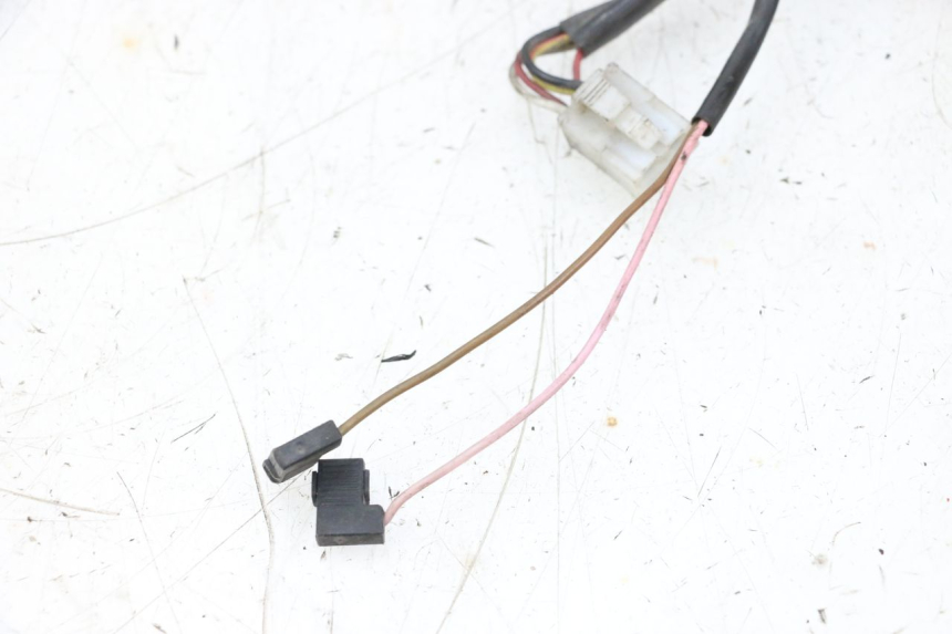 photo de KABELBAUM MBK BOOSTER SPIRIT NAKED 50 (2004 - 2017) - Charakteristische Merkmale