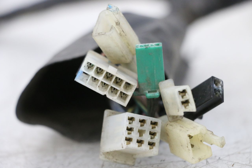 photo de KABELBAUM MBK BOOSTER SPIRIT NAKED 50 (2004 - 2017) - Alternative Perspektive