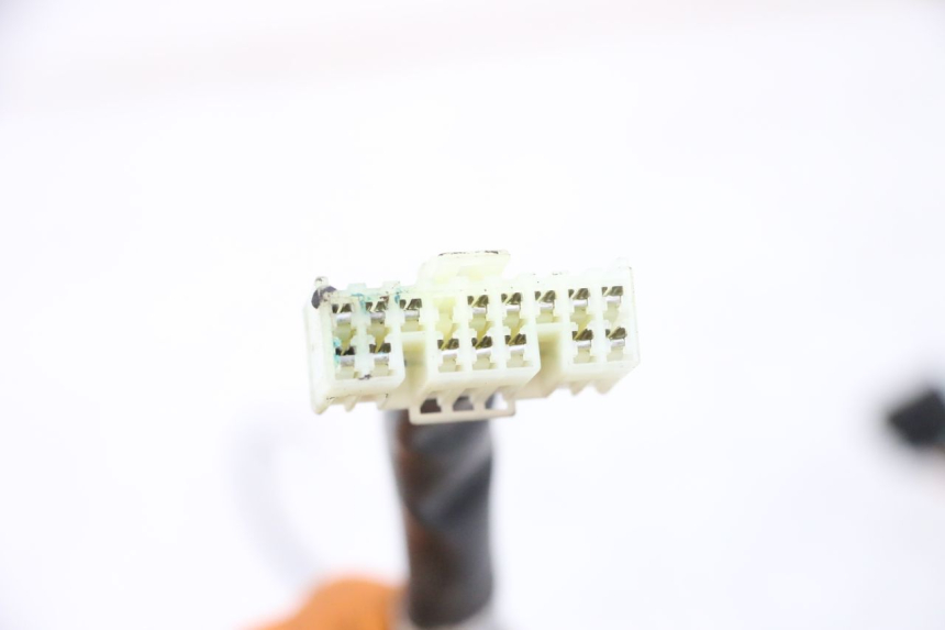 photo de TACHOMETER KABELBAUM  SUZUKI GSXR GSX-R 1000 (2003 - 2004) - Zoom auf Gebrauchszustand