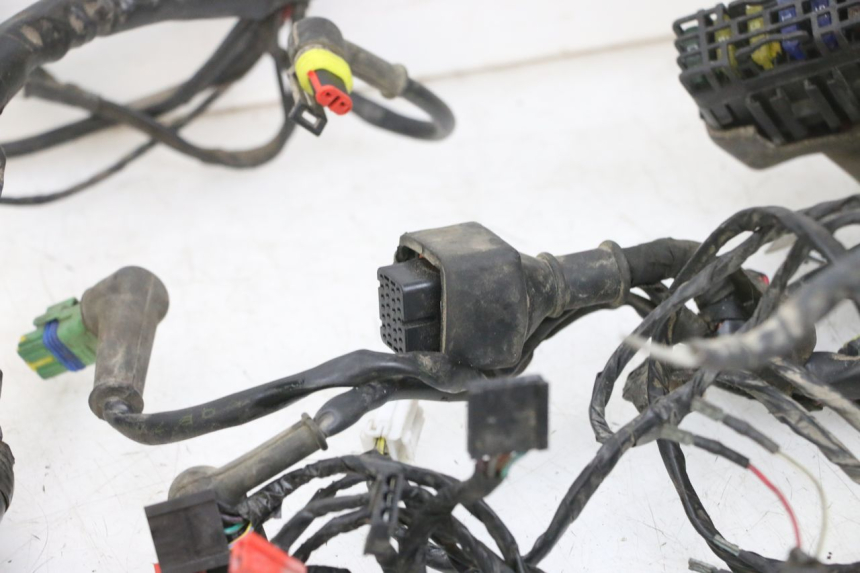 photo de KABELBAUM PIAGGIO MP3 RL 250 (2006 - 2010) - Gesamtansicht des Produkts