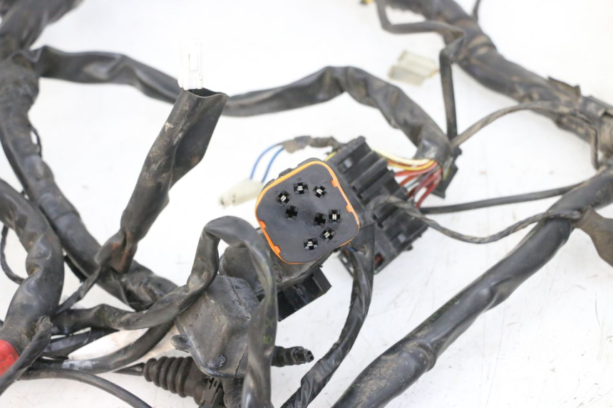 photo de KABELBAUM PIAGGIO MP3 RL 250 (2006 - 2010) - Geprüftes Gebrauchtteil