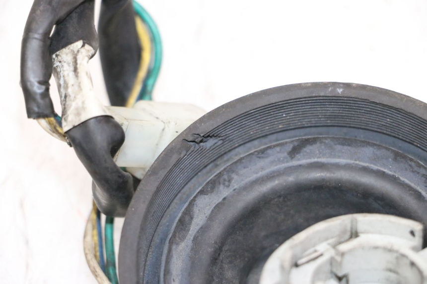 photo de SCHEINWERFERKABELBAUM PEUGEOT KISBEE 4T 50 (2018 - 2022) - Details der Befestigungspunkte