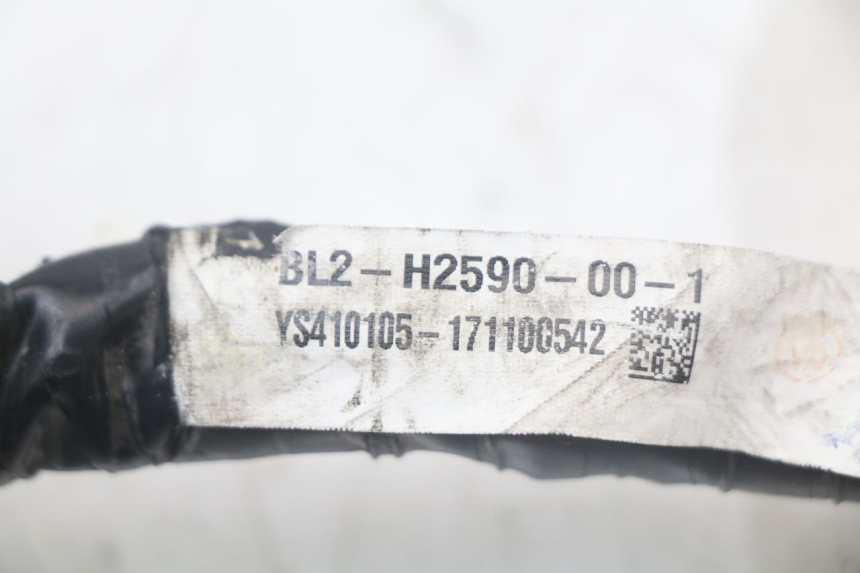 photo de KABELBAUM YAMAHA XMAX X-MAX ABS 125 (2017 - 2020) - Oberflächenzustand und Material