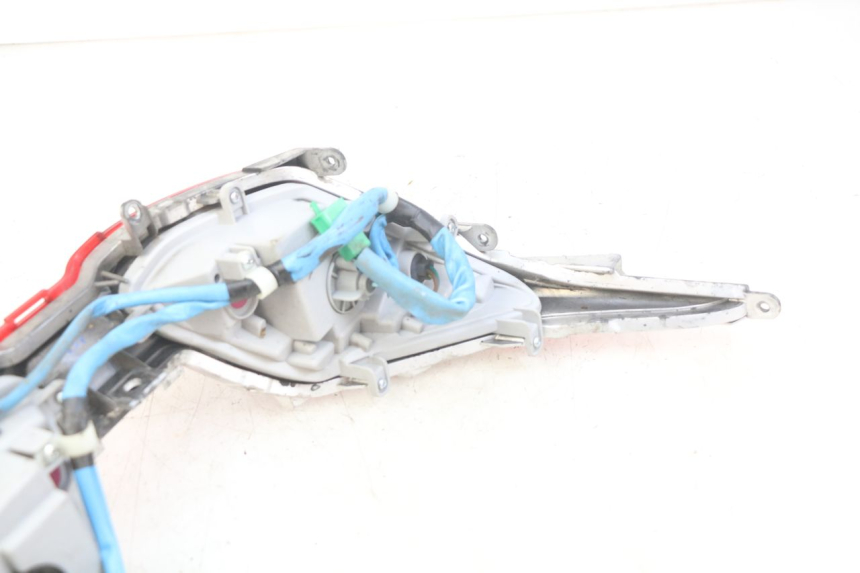 photo de RÜCKLICHT KYMCO DOWNTOWN ABS 125 (2015 - 2017) - Details der Befestigungspunkte